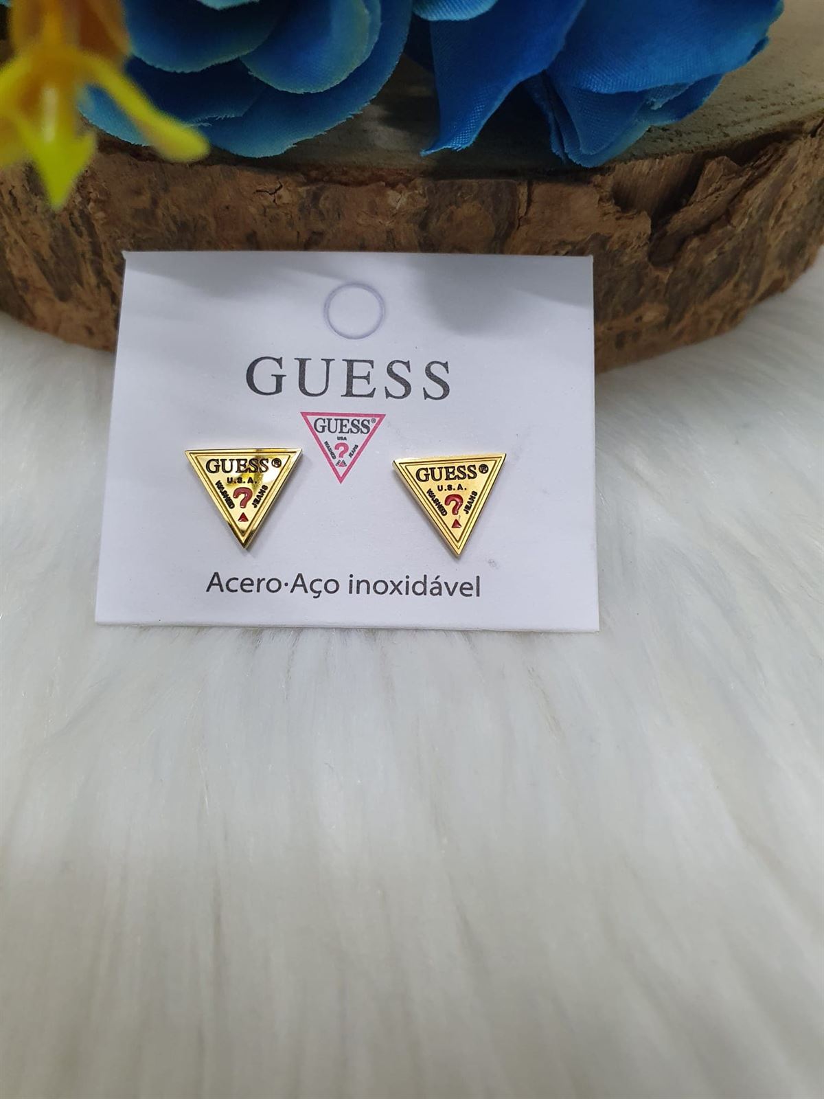 Pendientes Guess triángulo - Imagen 2