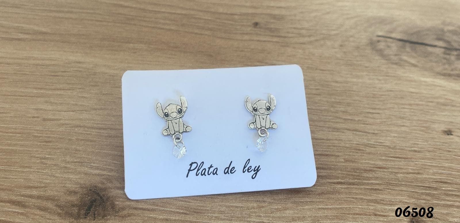 Pendientes Stich con circonita - Imagen 1