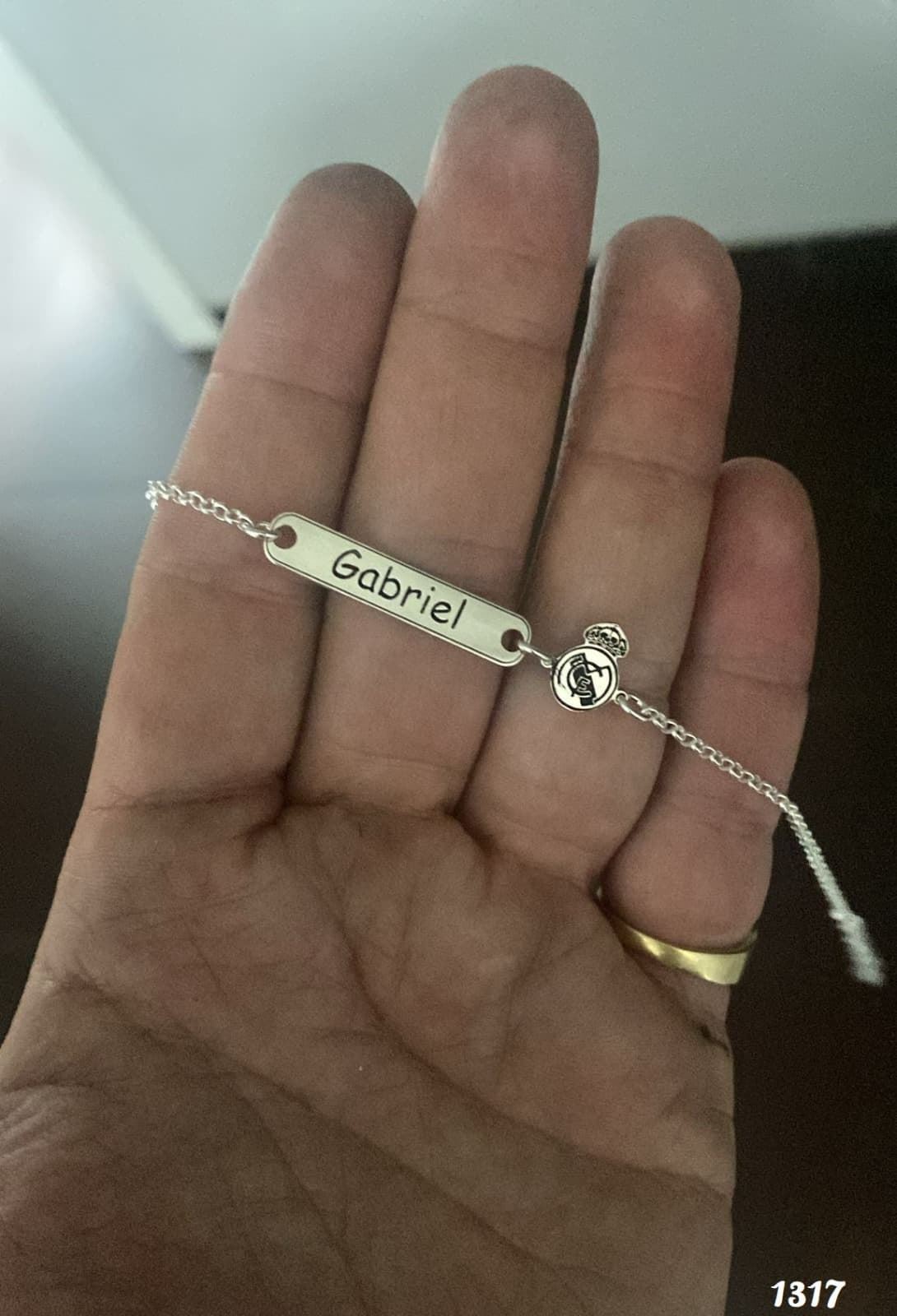 Pulsera Esclava personalizada con escudo del Real Madrid - Imagen 1