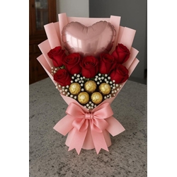 Ramos de rosas  y Ferrero Rocher día de San valentin - Imagen 1