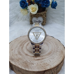 Reloj Guess triángulo - Imagen 1