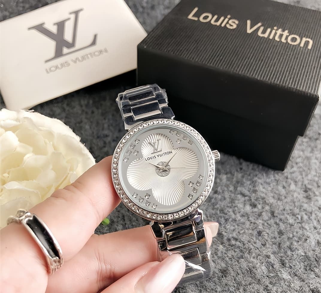 Reloj Louis Vuitton flor de mujer - Imagen 1