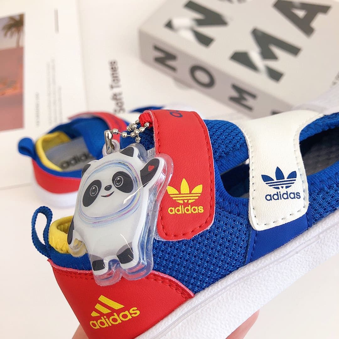 Sandalias Adidas para niños - Imagen 3