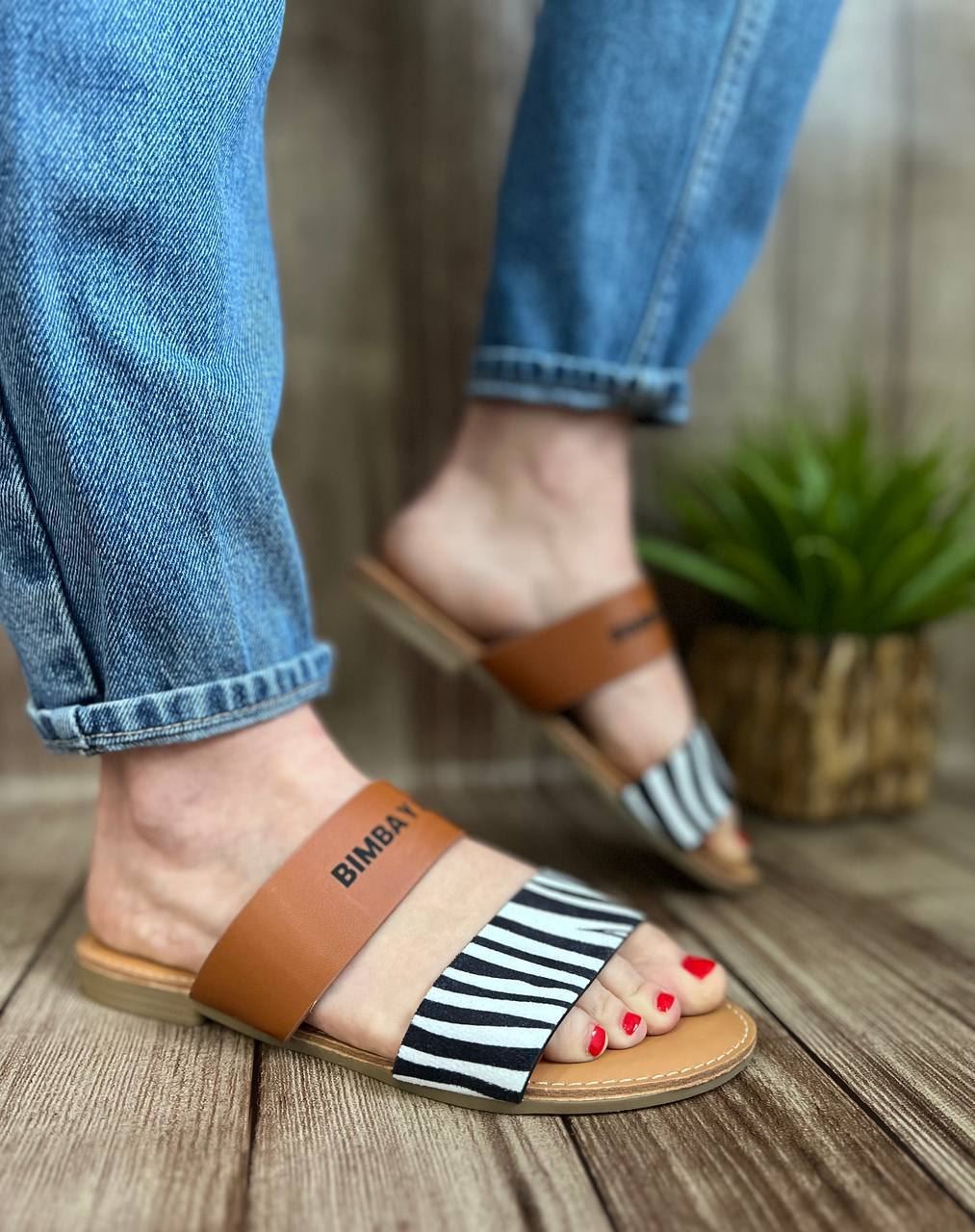 Sandalias Bimba y Lola cebra - Imagen 4