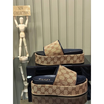 Sandalias Gucci con plataforma - Imagen 2