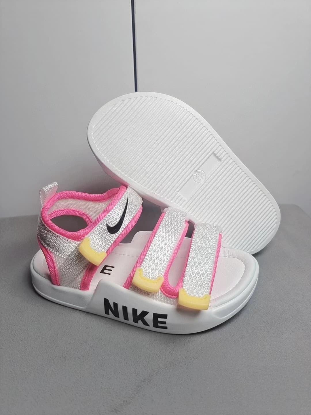 Sandalias Nike de niños - Imagen 4