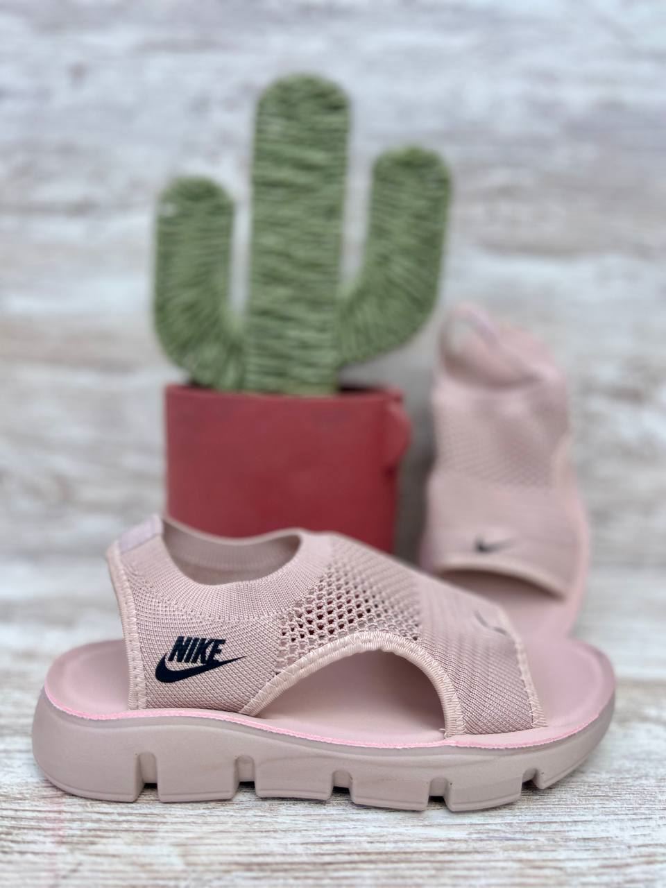 Sandalias rejilla de nike - Imagen 1