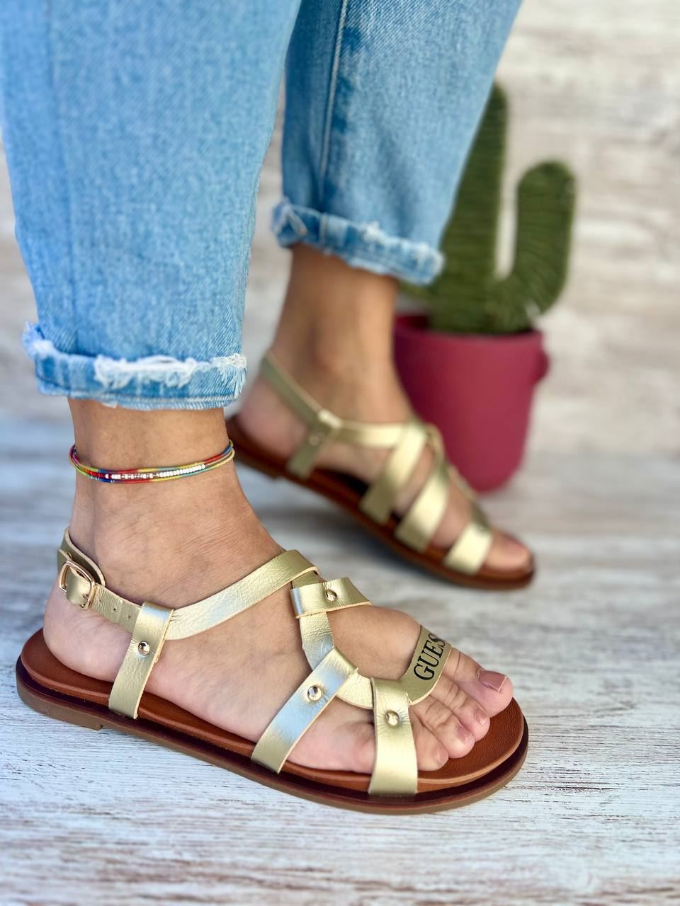 Sandalias romanas Guess - Imagen 2