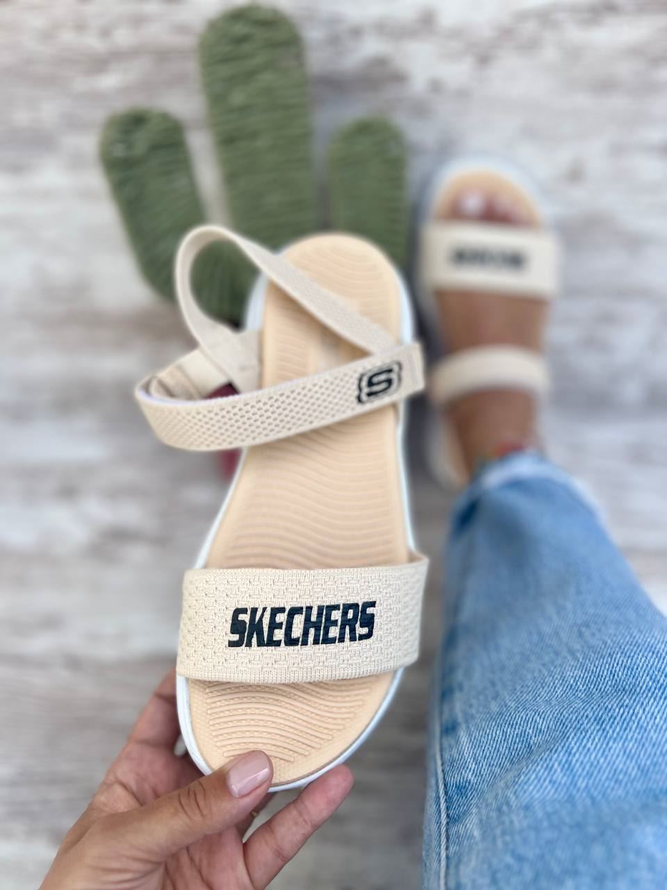 Sandalias Skechers de mujer - Imagen 3