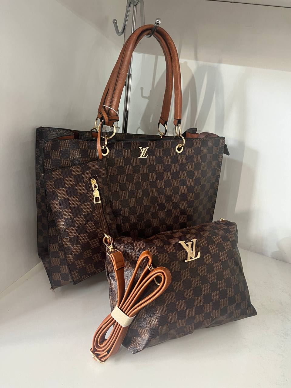 Set de bolsos Louis Vuitton - Imagen 1