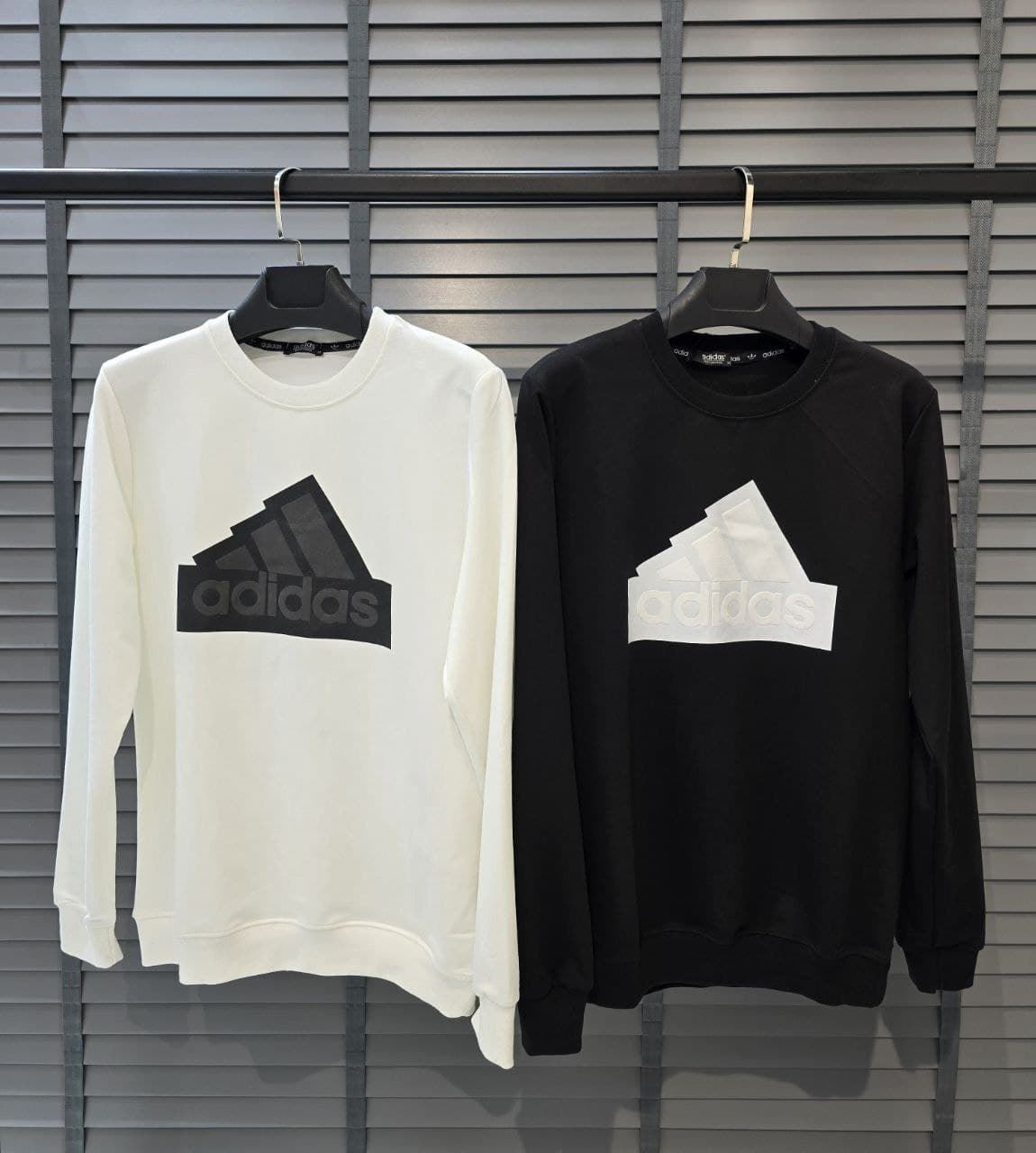 Sudadera Adidas - Imagen 1