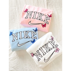 Sudadera de mujer y niña Nike con mariposas - Imagen 1