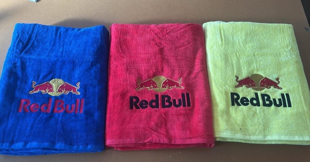 Toalla de playa Red Bull - Imagen 1