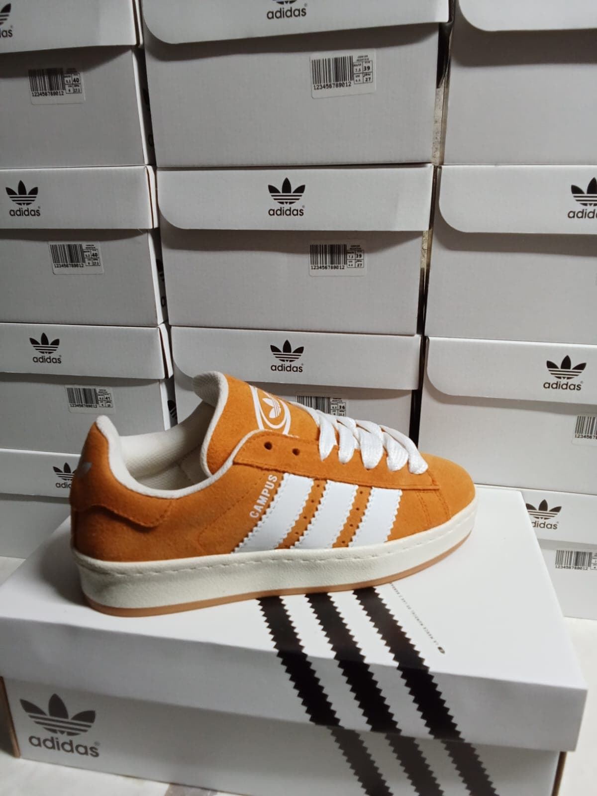 Zapatillas Adidas campus - Imagen 1