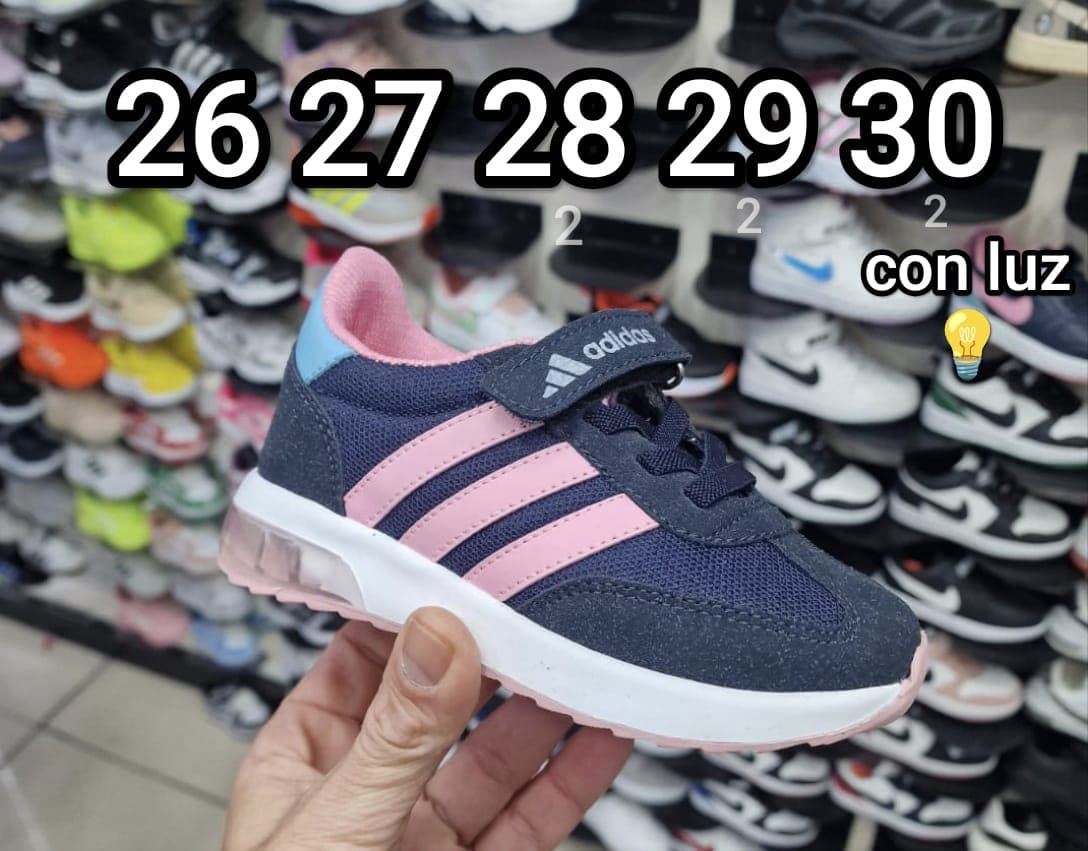 Zapatillas Adidas con luz - Imagen 3