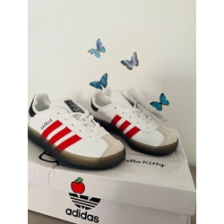 Zapatillas Adidas Gazelle Hello Kitty - Imagen 1