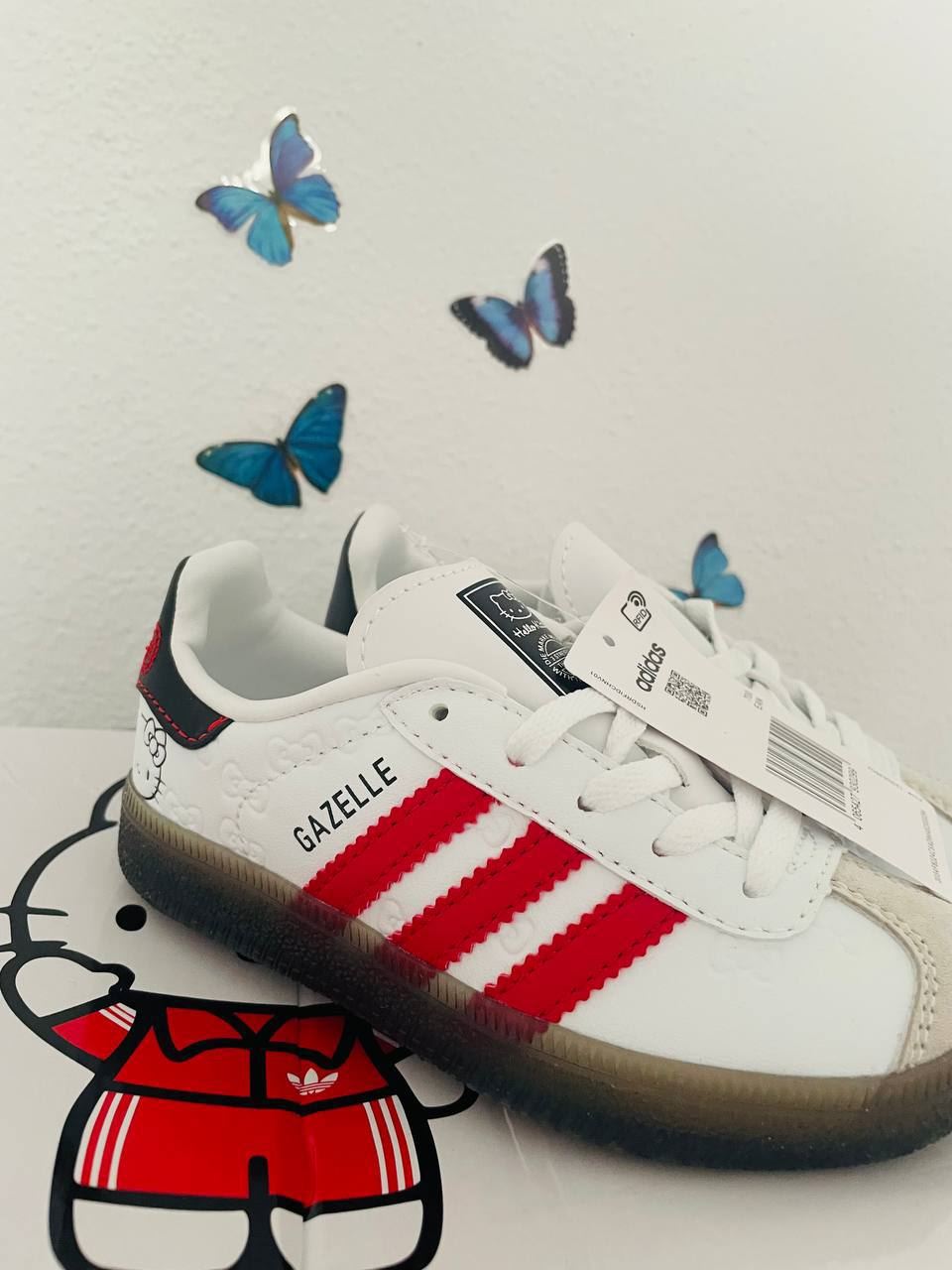 Zapatillas Adidas Gazelle Hello Kitty - Imagen 4