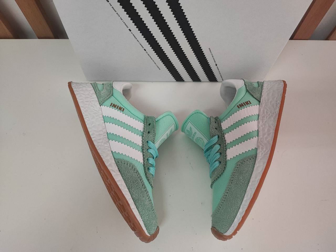 Zapatillas Adidas Iniki de mujer - Imagen 3