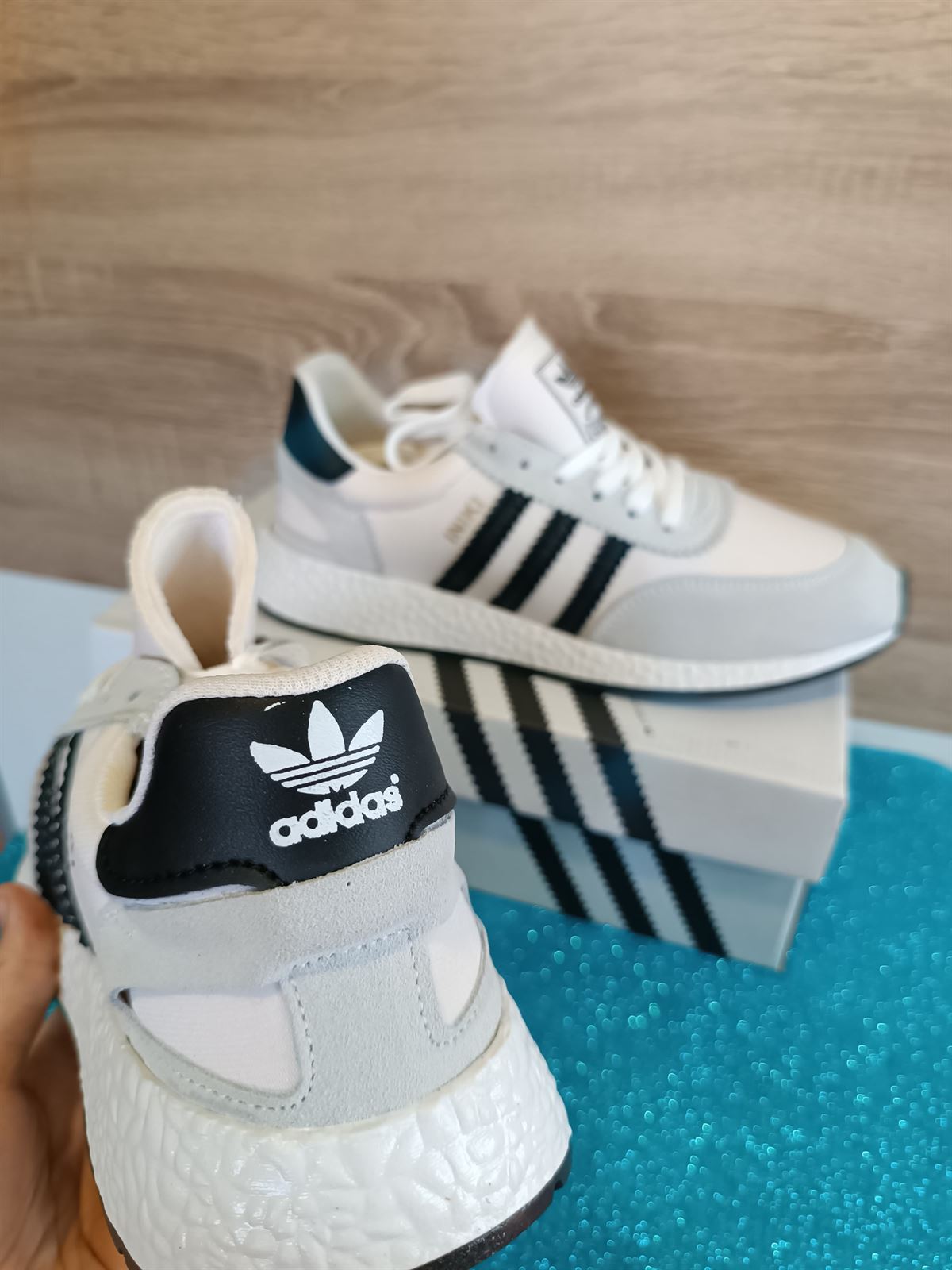 Zapatillas Adidas iniki - Imagen 2