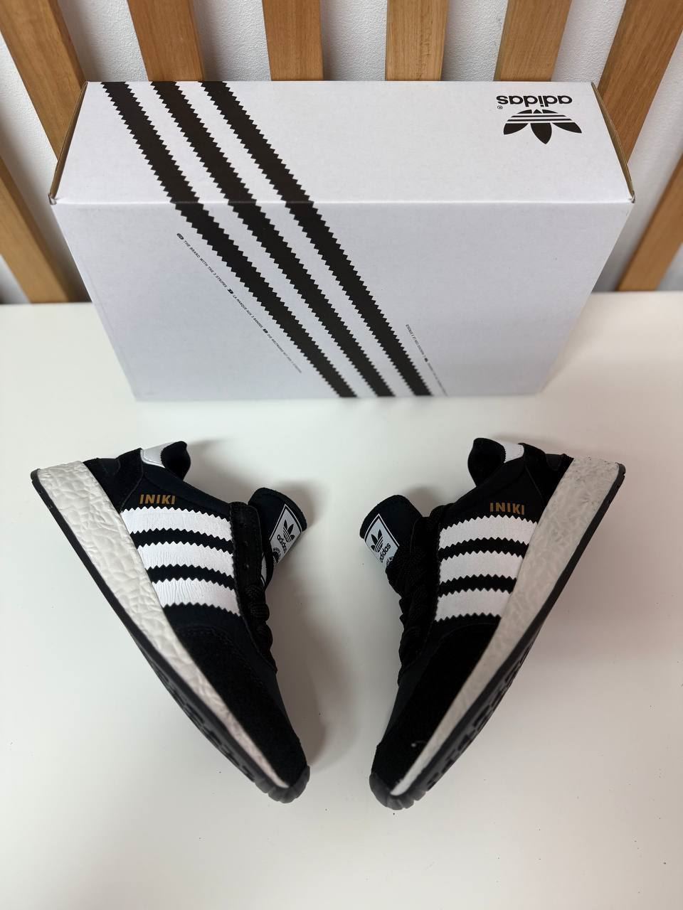 Zapatillas Adidas Iniki - Imagen 1