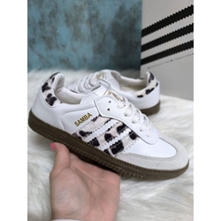 Zapatillas Adidas samba estampado leopardo - Imagen 2