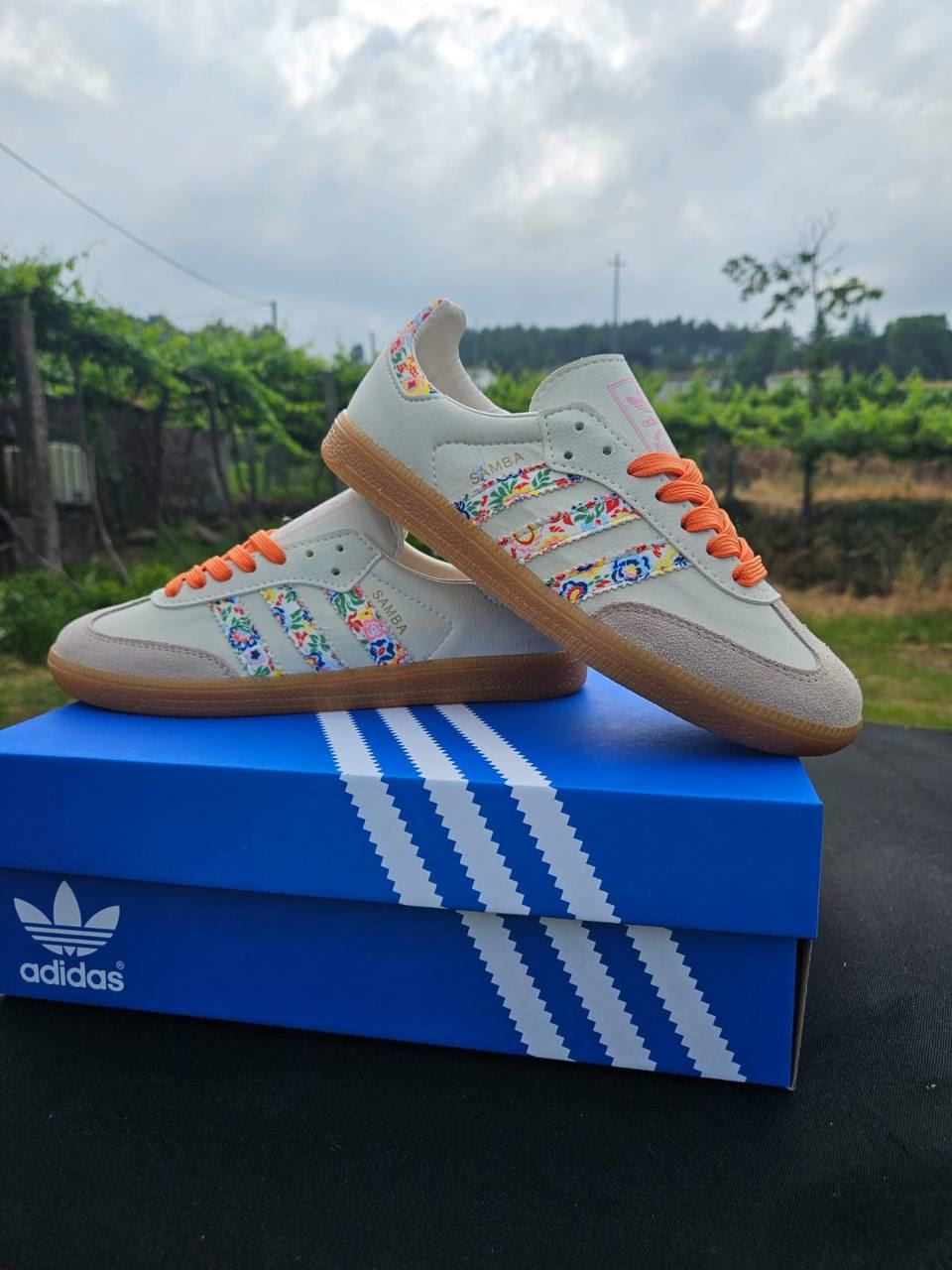 Zapatillas Adidas samba flores - Imagen 1