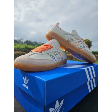 Zapatillas Adidas samba flores - Imagen 2