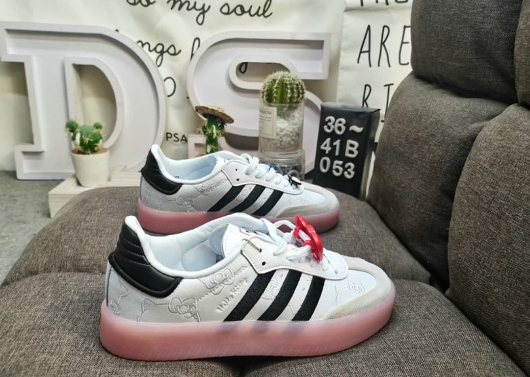 Zapatillas Adidas Samba Hello Kitty - Imagen 1