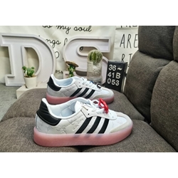 Zapatillas Adidas Samba Hello Kitty - Imagen 1