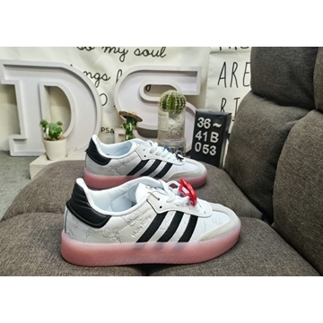 Zapatillas Adidas Samba Hello Kitty - Imagen 1