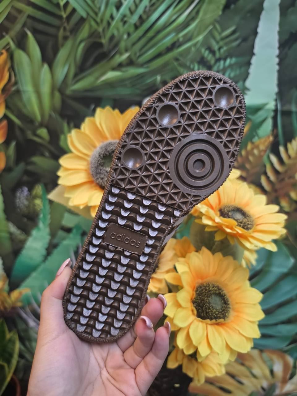 Zapatillas Adidas samba OG leopardo - Imagen 3