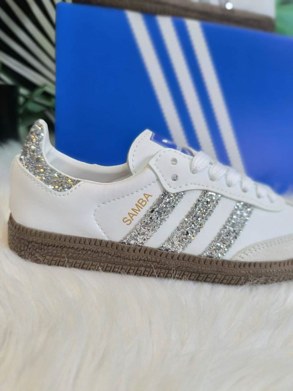 Zapatillas Adidas samba plata - Imagen 3