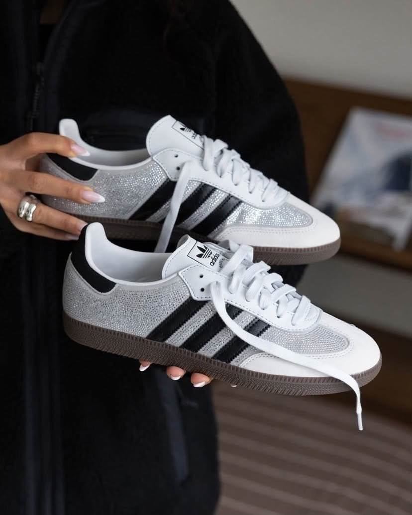Zapatillas Adidas samba plata - Imagen 1