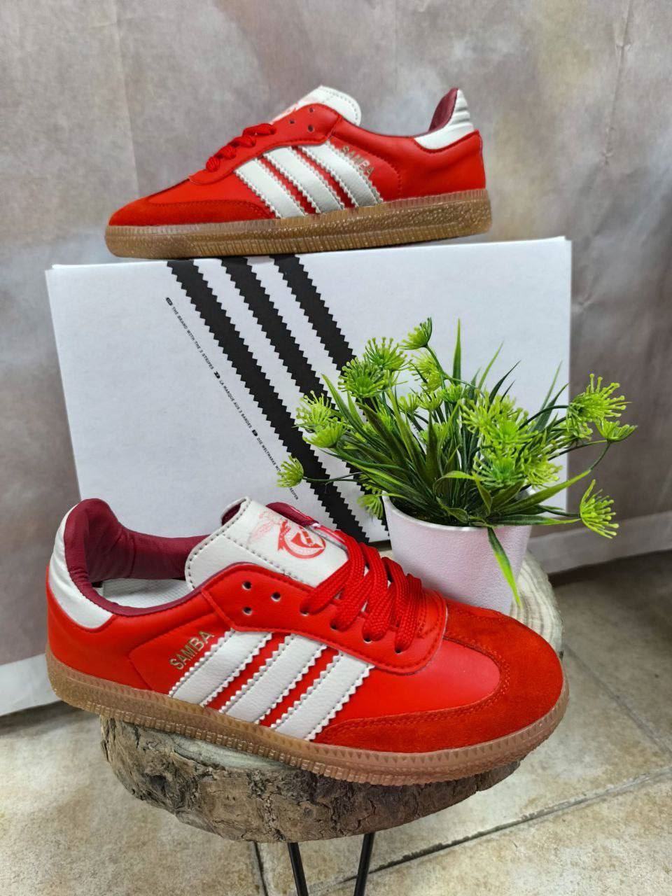 Zapatillas Adidas samba roja - Imagen 1