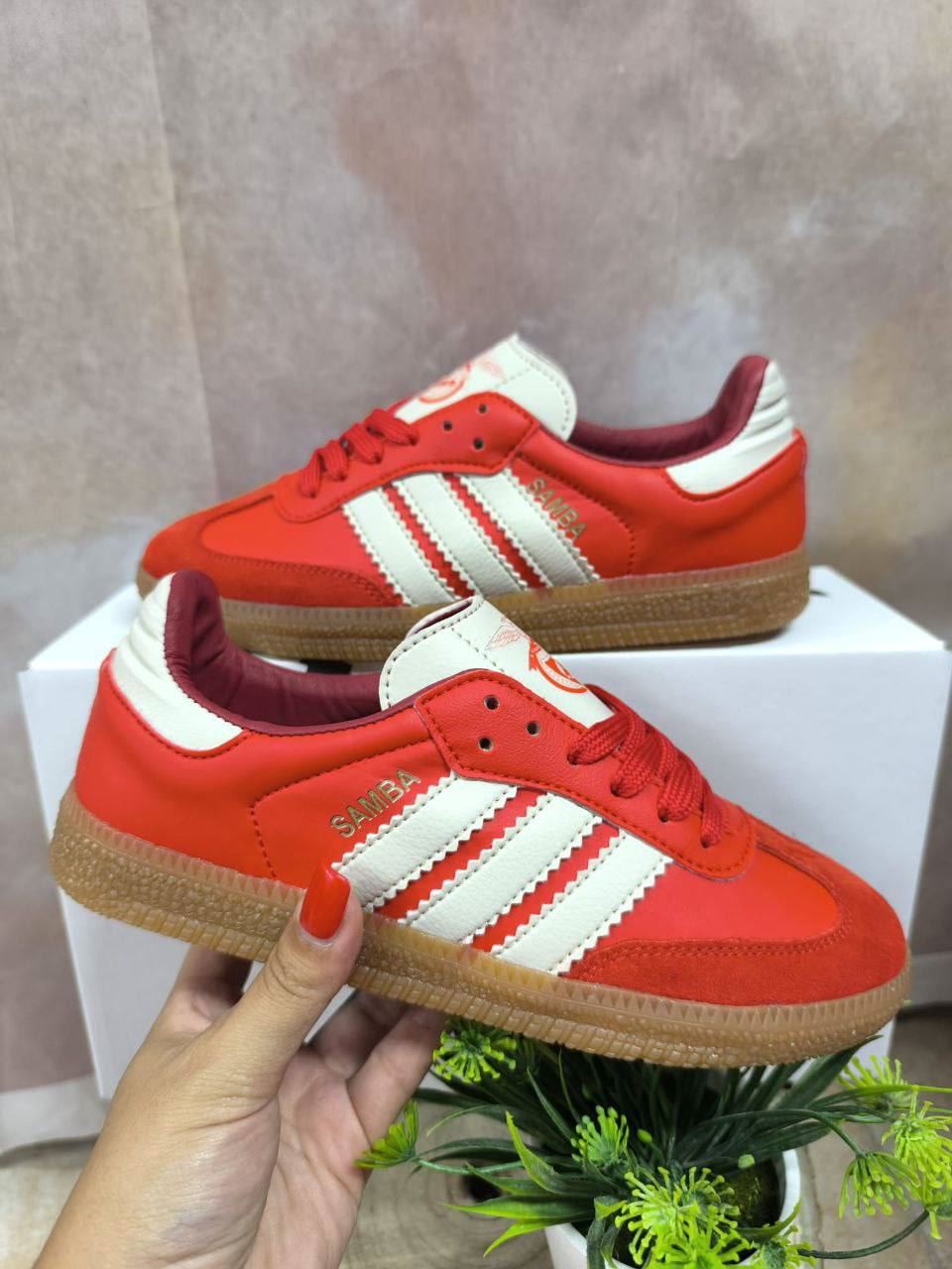 Zapatillas Adidas samba roja - Imagen 3