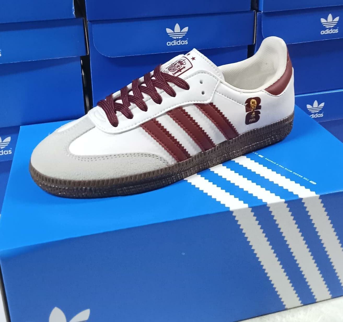 Zapatillas Adidas Spezial España FIFA 2026 - Imagen 2