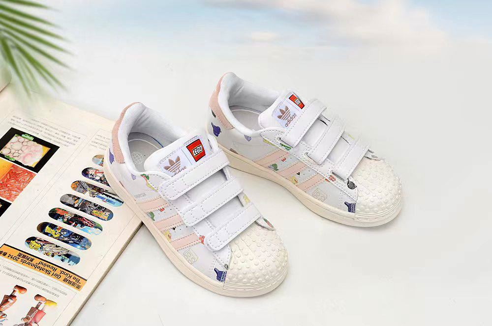 Zapatillas Adidas Superstar Lego - Imagen 2