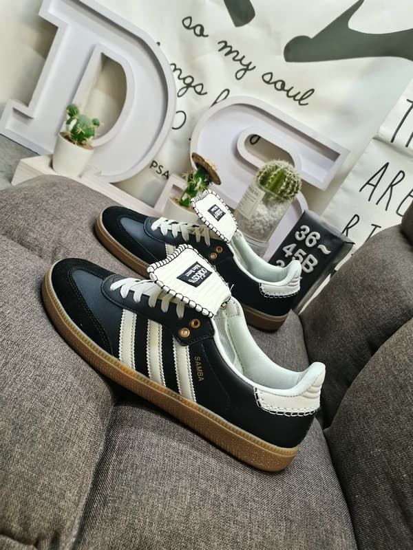 Zapatillas Adidas WB SAMBA NUBUCK - Imagen 3