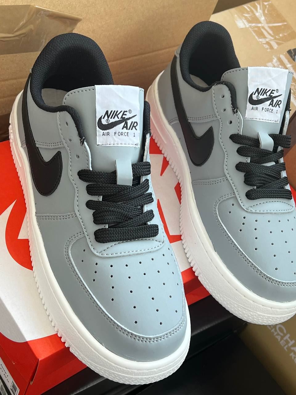 Zapatillas Air Force One gris - Imagen 1