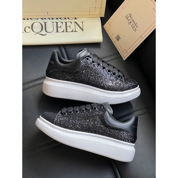 Zapatillas Alexander McQueen purpurina - Imagen 2