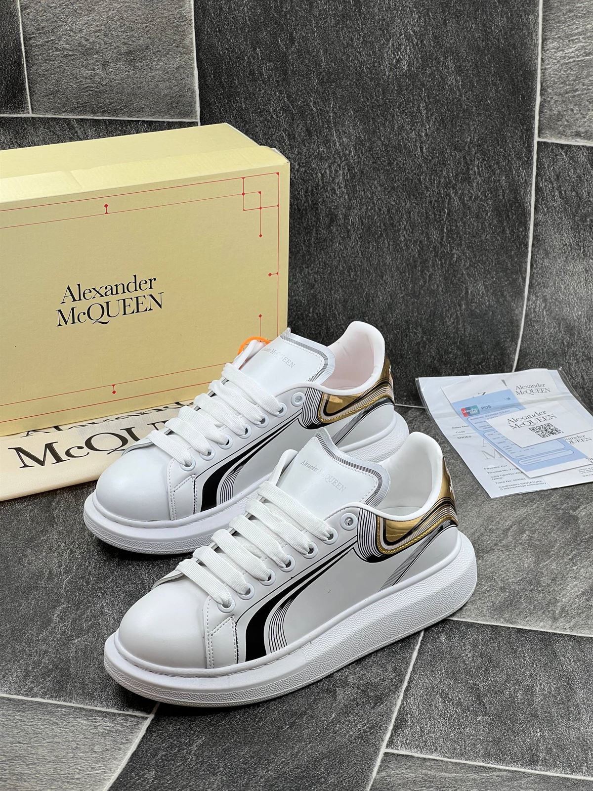 Zapatillas Alexander McQueen - Imagen 1