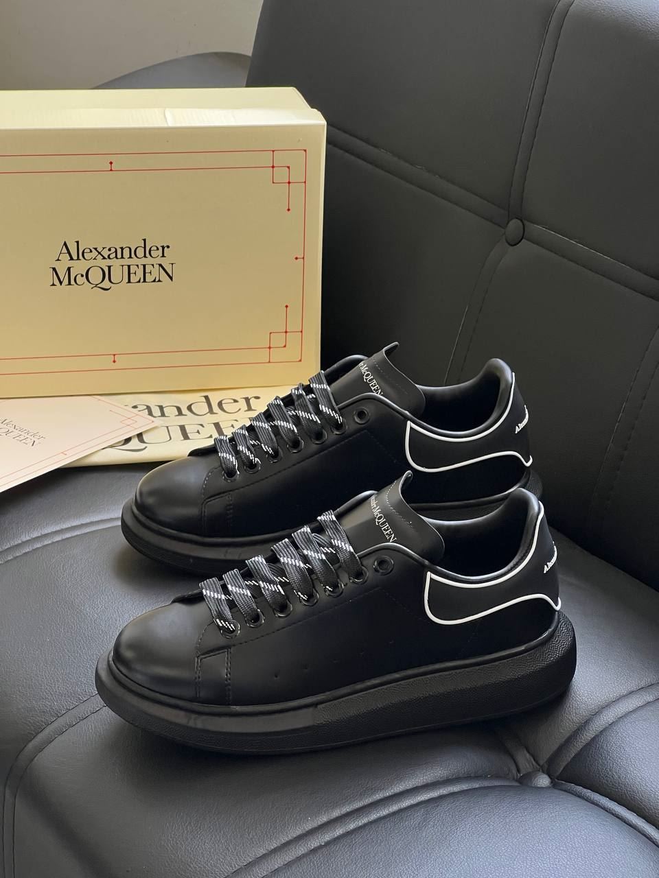 Zapatillas Alexander McQueen - Imagen 1