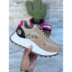 Zapatillas Bimba y Lola con estampado de leopardo - Imagen 1