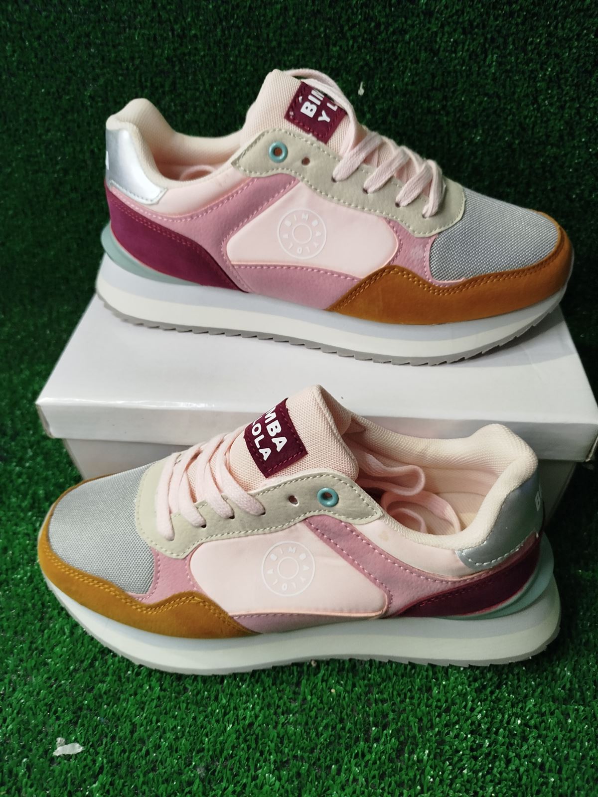 Zapatillas Bimba y Lola granate - Imagen 2