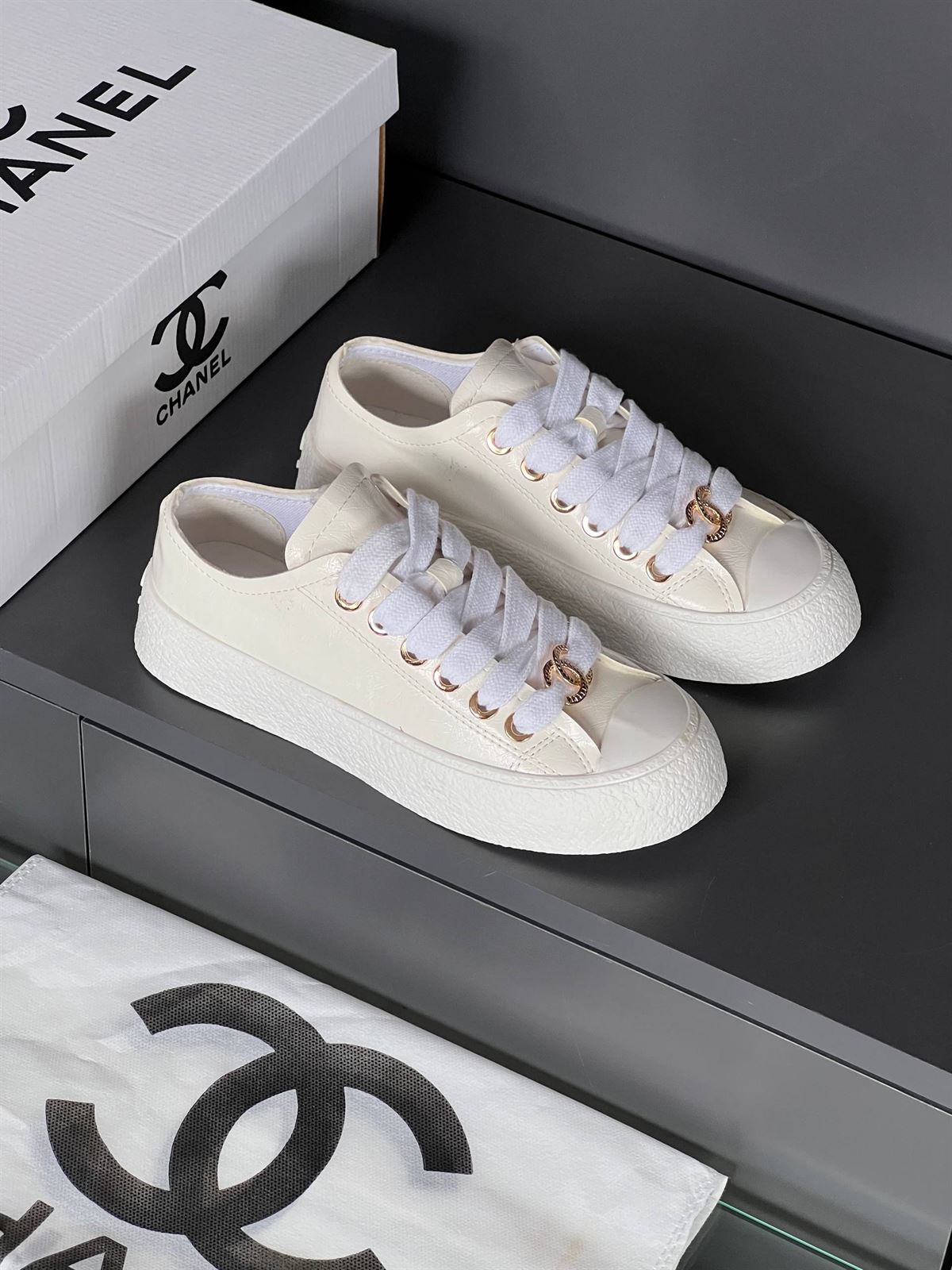 Zapatillas Chanel de mujer - Imagen 8