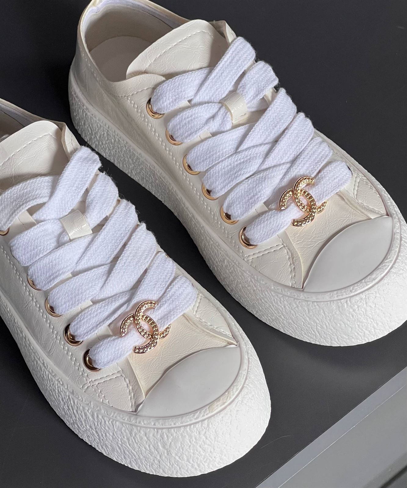 Zapatillas Chanel de mujer - Imagen 9