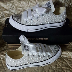 Zapatillas Converse Chuck Taylor con perlas - Imagen 2