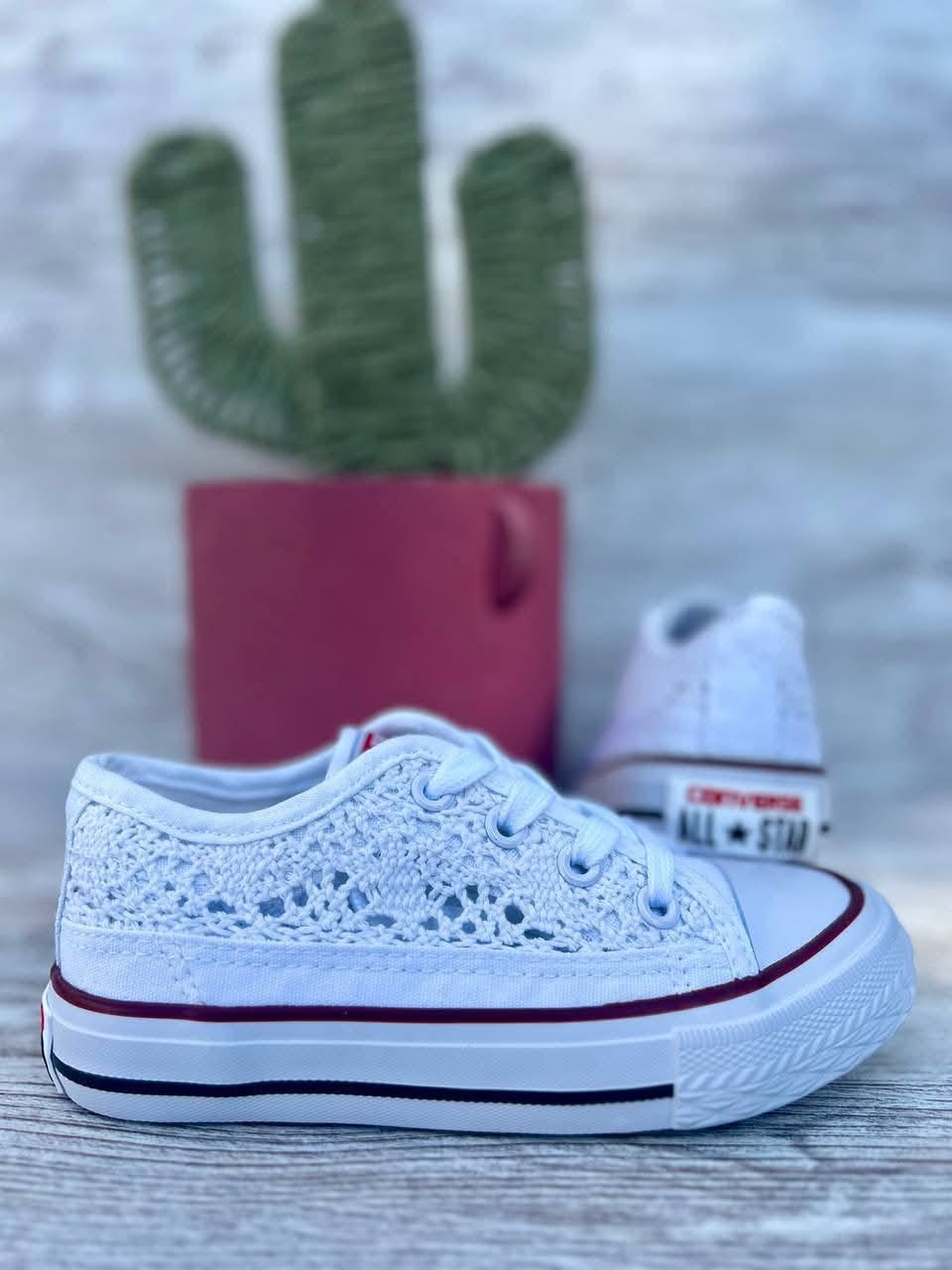Zapatillas Converse crochet para niños - Imagen 3