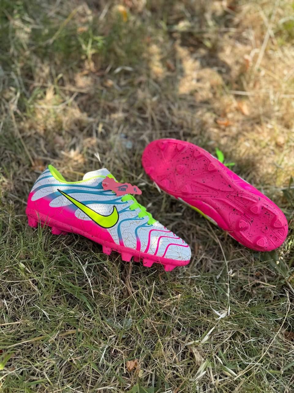 Zapatillas de futbol Nike - Imagen 1
