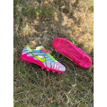 Zapatillas de futbol Nike - Imagen 1